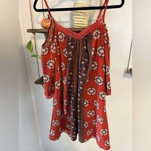 Short boho off the shoulder dress with adjustable straps